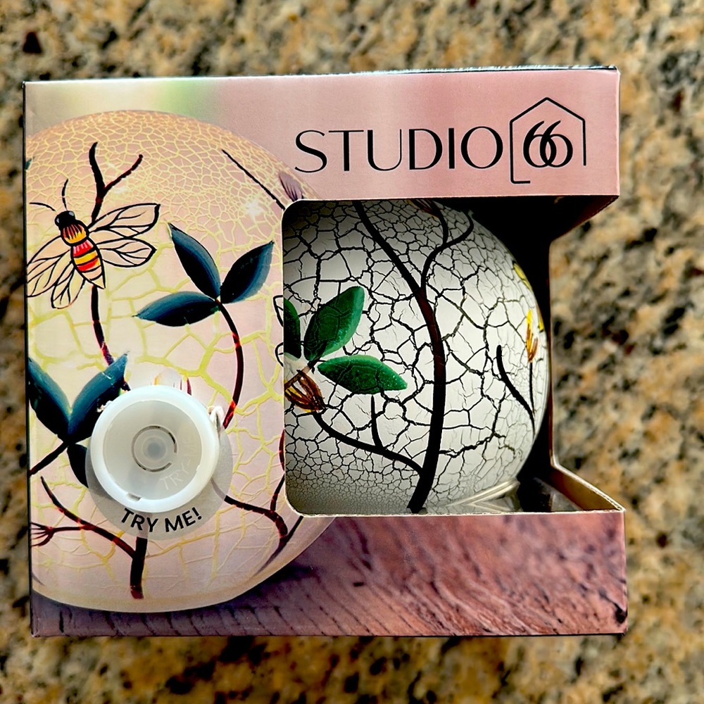 Studio 66 Bee Kind Light Mini Orb.